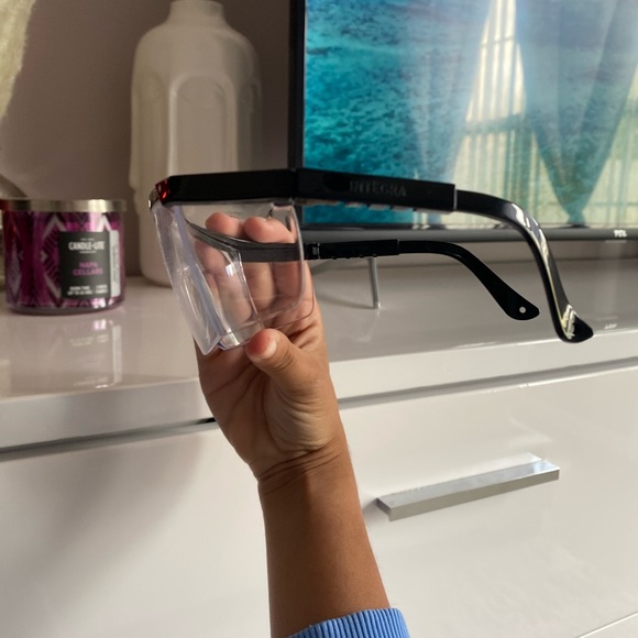 LAB GOGGLES - Picture 2 of 2